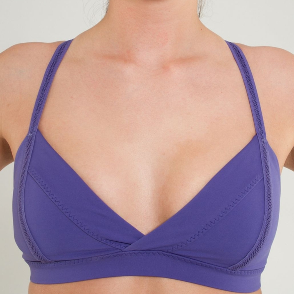 Lululemon Dignity Bra Size 4